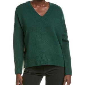 Vince Camuto Deep Green V-Neck Sweater